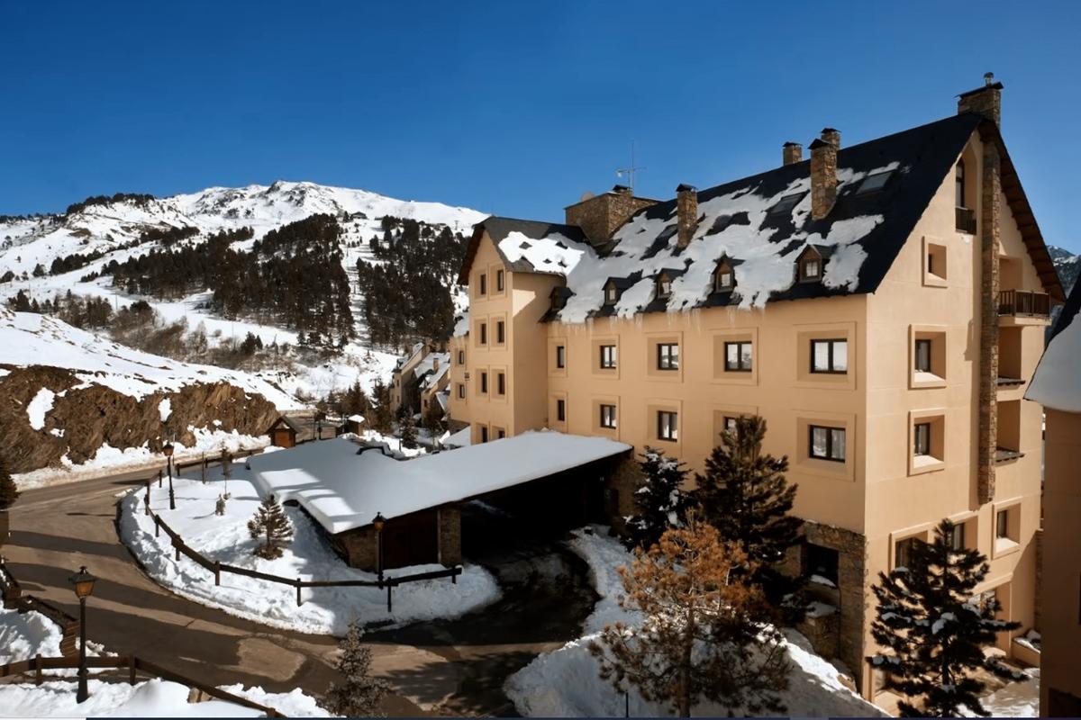 Hotel Eurostars Royal Tanau à Baqueira Beret Extérieur photo